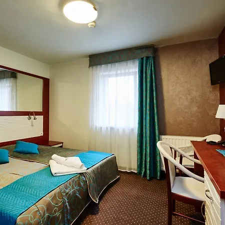 Santorini Hotel 3*