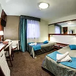 Santorini Otel 3*