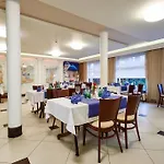 Santorini 3*