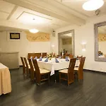 Santorini 3*