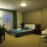 Santorini 호텔 3*
