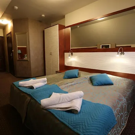 Santorini 3*